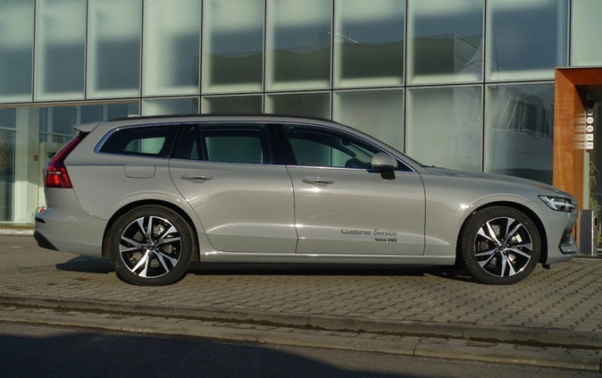 Volvo V60 cena 189900 przebieg: 10000, rok produkcji 2023 z Wisła małe 191